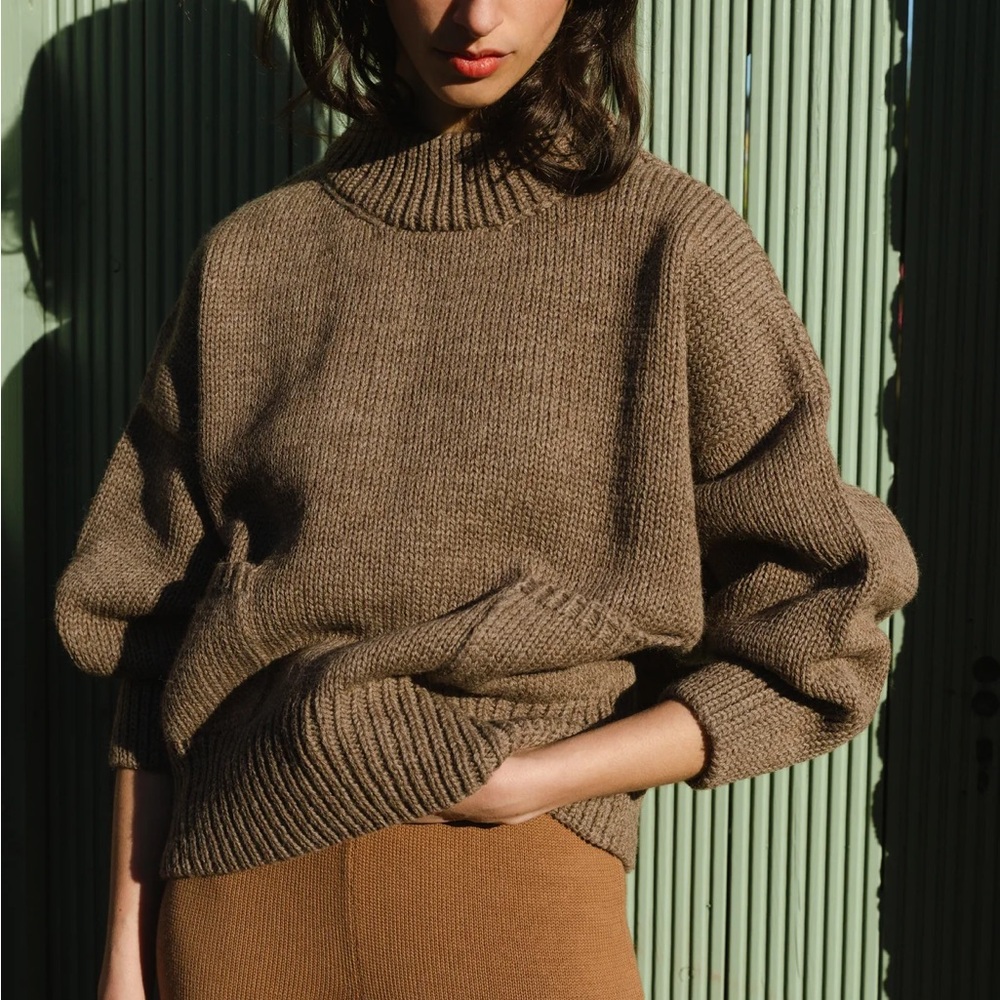 Jaggery London Rosa Sweater Highland Wool Walnut Brown Size 2 - Picture 3 of 7